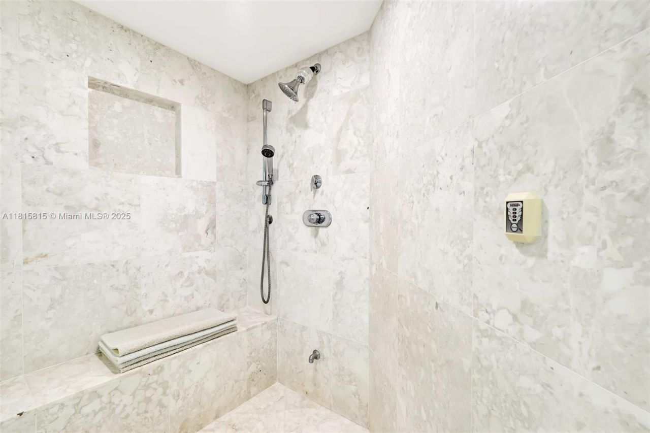 2600 Island Blvd, Unit 904, Aventura, FL 33160 Photo