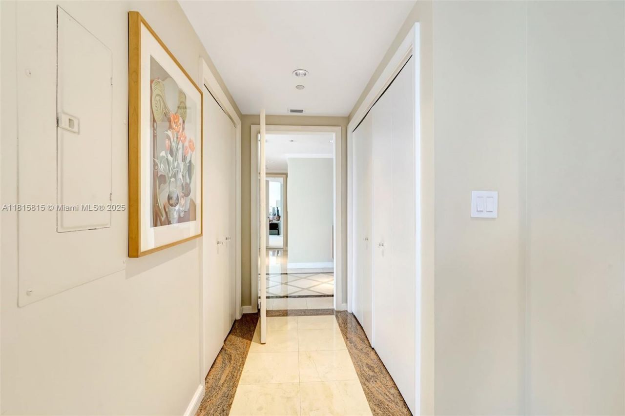 2600 Island Blvd, Unit 904, Aventura, FL 33160 Photo