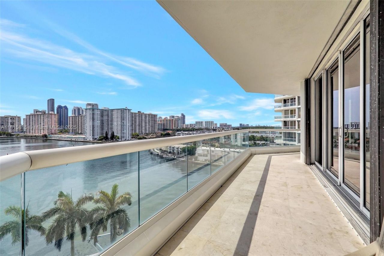 2600 Island Blvd, Unit 904, Aventura, FL 33160 Photo
