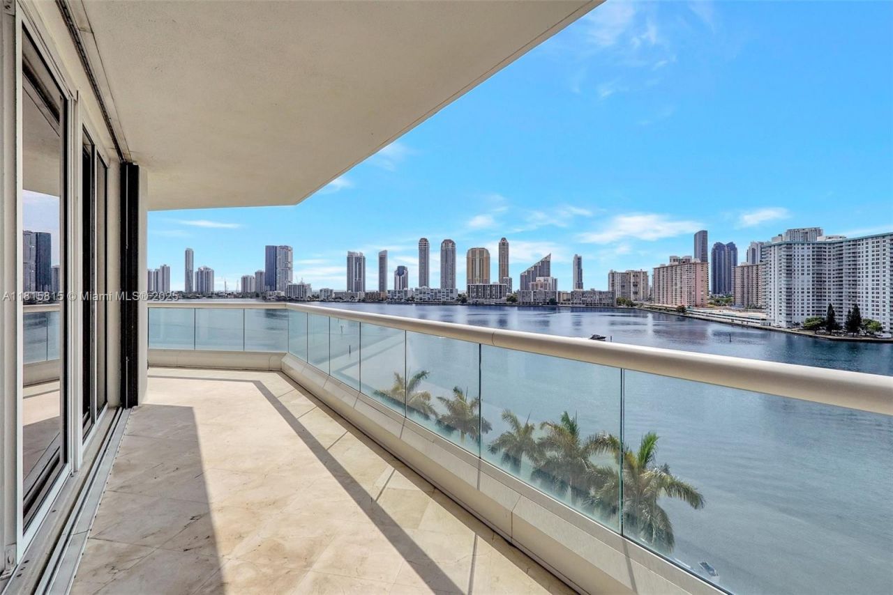 2600 Island Blvd, Unit 904, Aventura, FL 33160 Photo