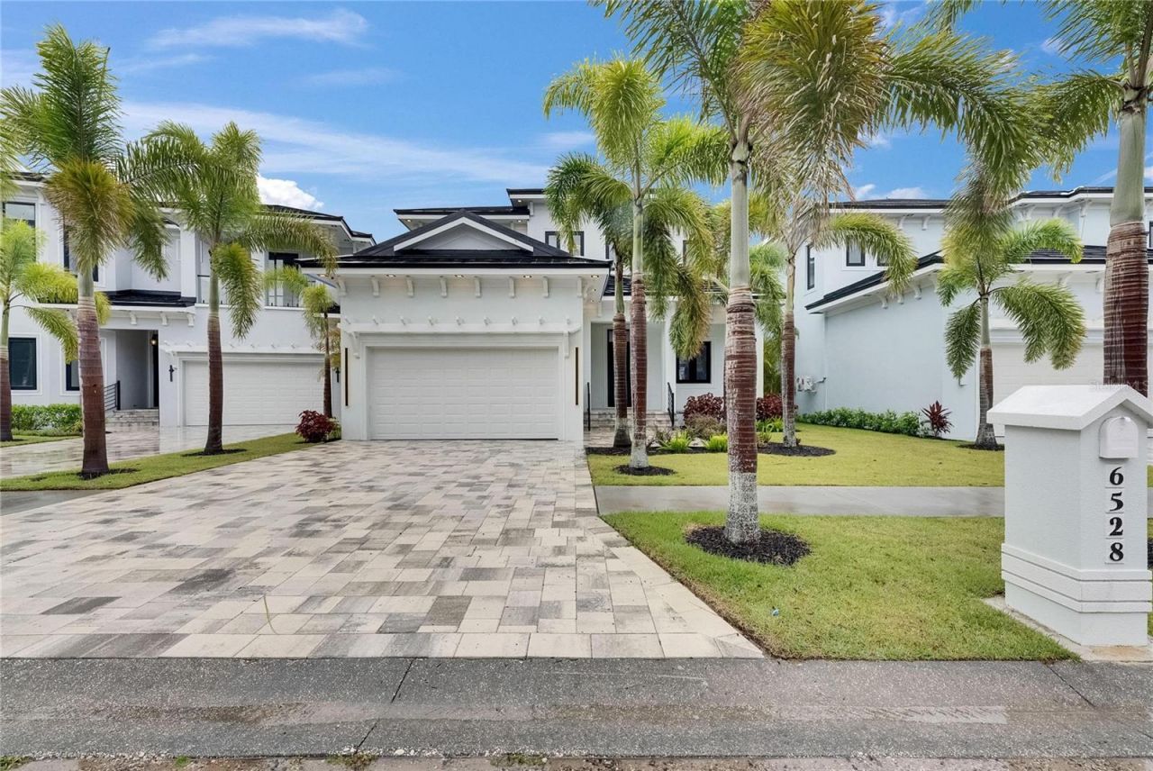 6528 Simone Shores Circle, Apollo Beach, FL 33572 Photo