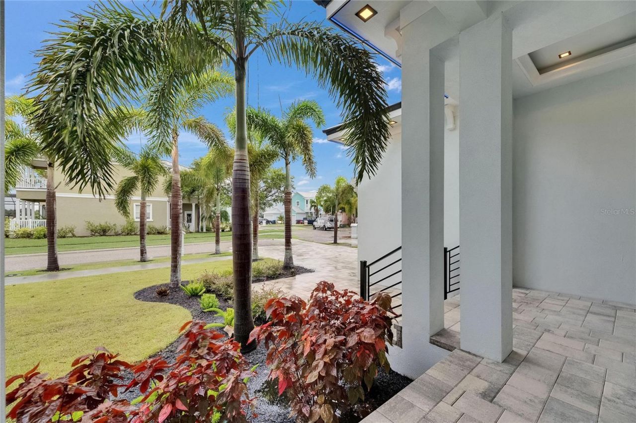 6528 Simone Shores Circle, Apollo Beach, FL 33572 Photo