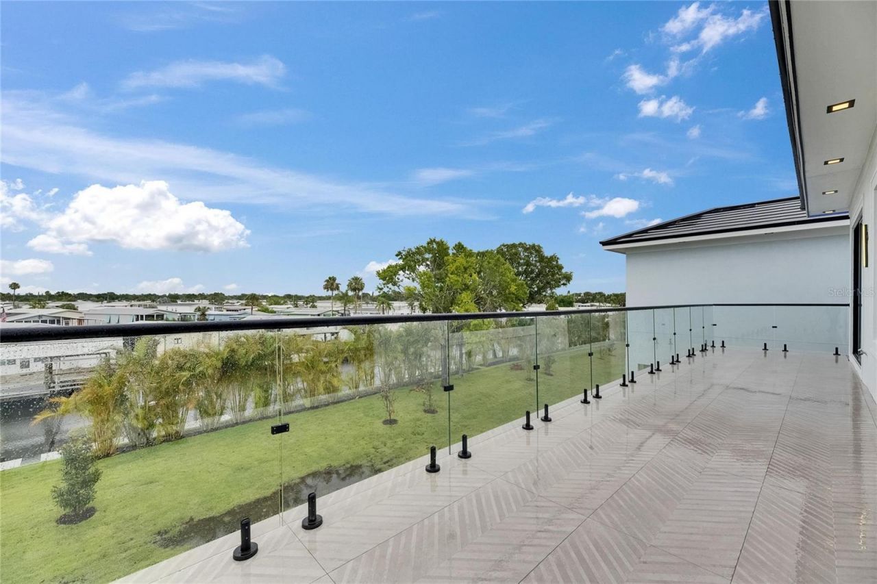 6528 Simone Shores Circle, Apollo Beach, FL 33572 Photo