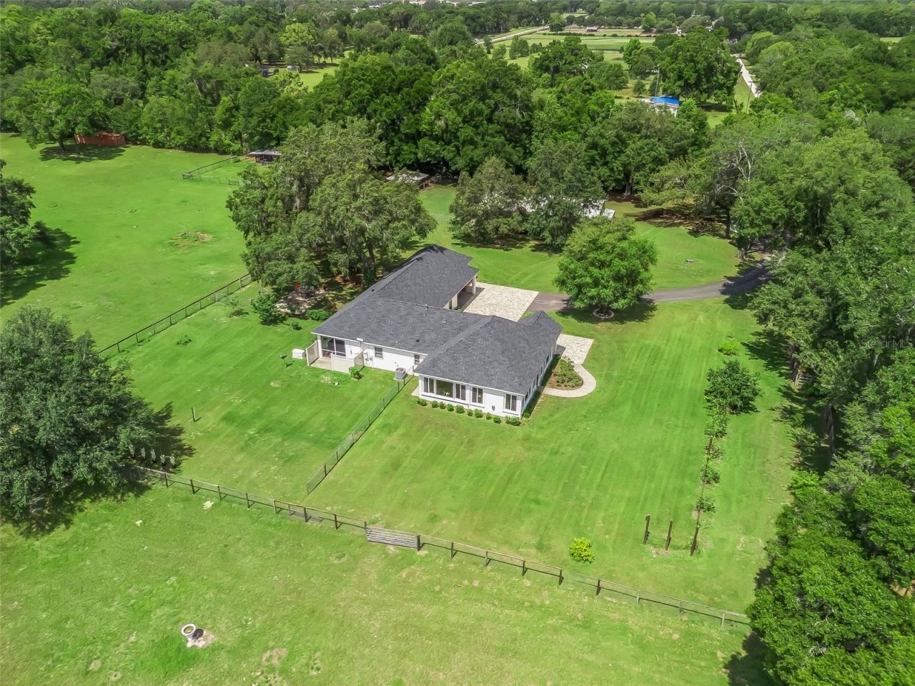 402 SW 127th Place, Ocala, FL 34473 Photo