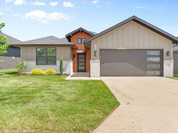 5955 S Farm Road 163, Unit 105, Springfield, MO 65810