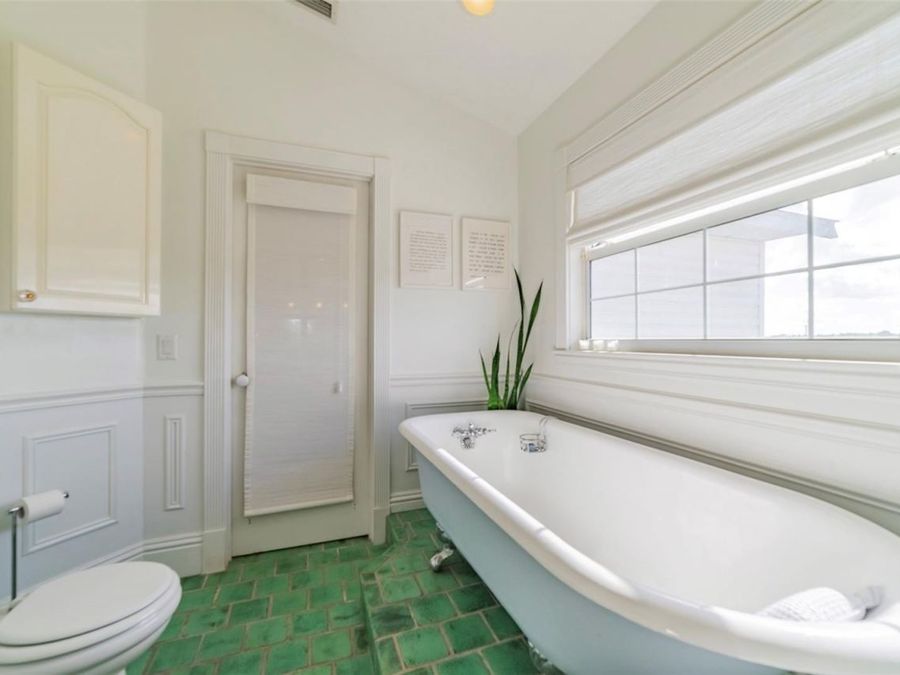 Property Image 25