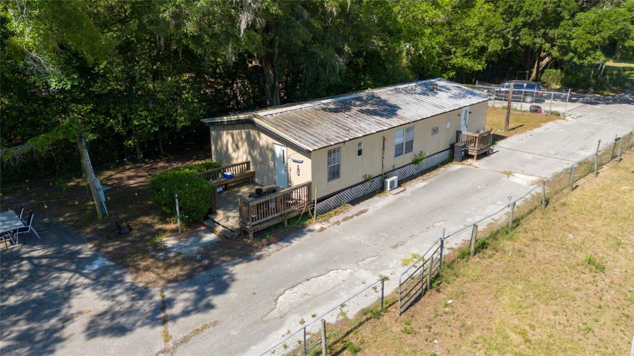 12290 SW 484 Highway, Dunnellon, FL 34432 Photo