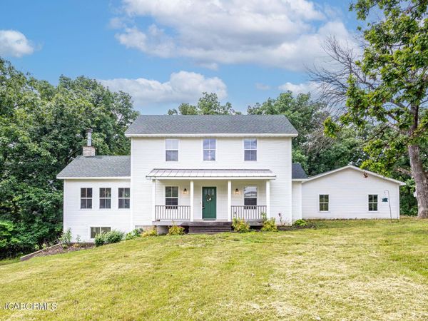 720 E BREEDLOVE DRIVE, Sturgeon, MO 65284