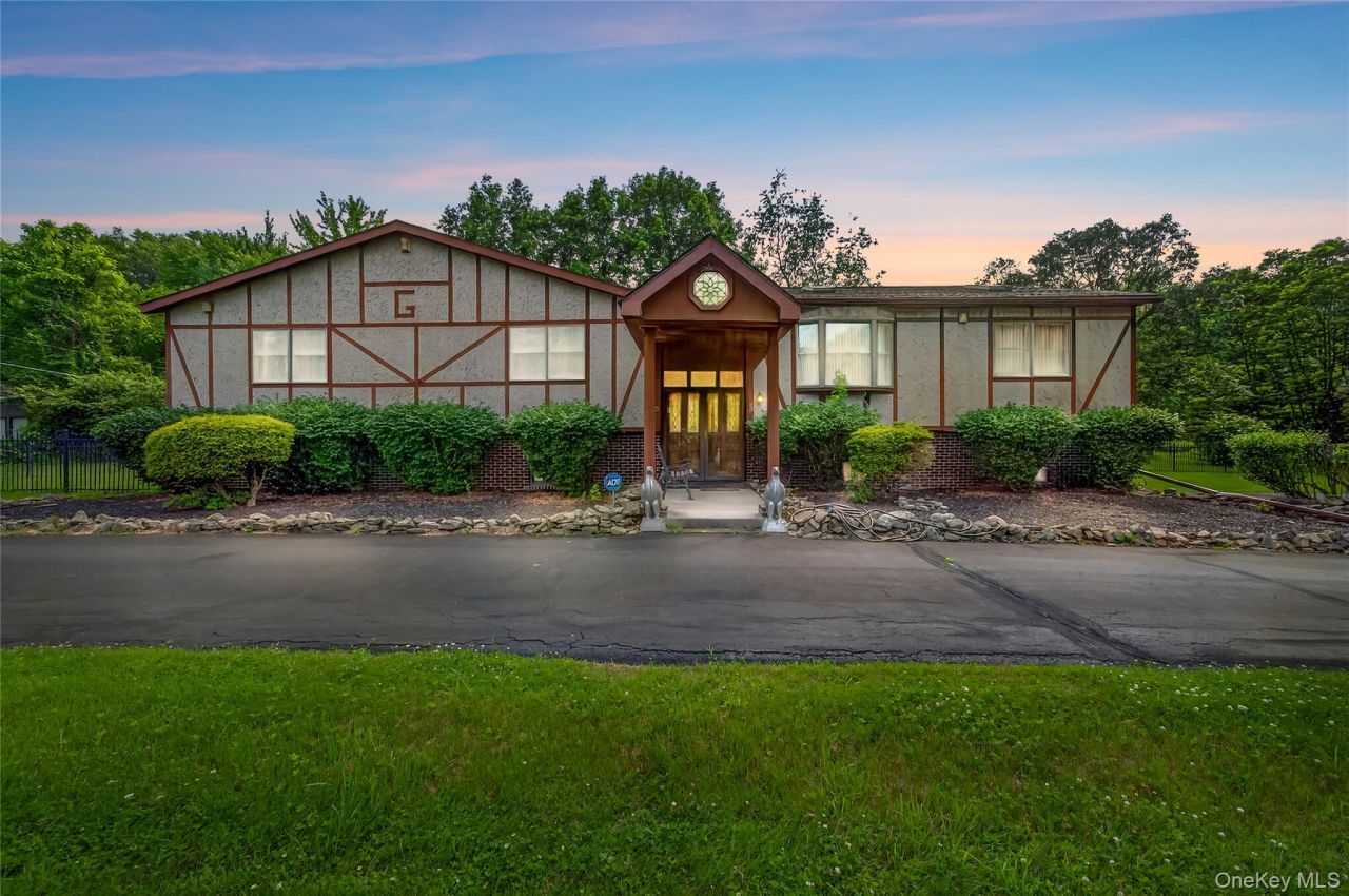 83 Dosen Road, Middletown, NY 10940 Main Photo