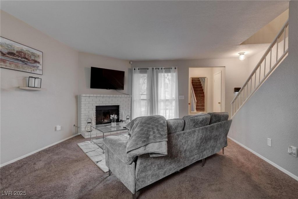 573 Sellers Place, Henderson, NV 89011 Main Photo