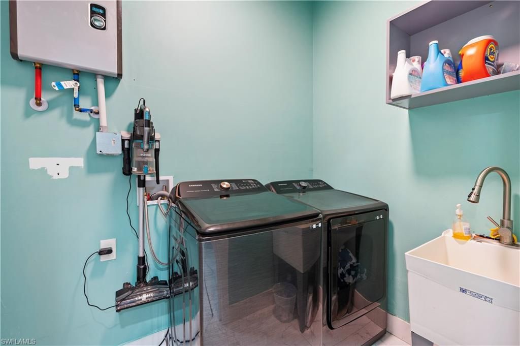 304 Bradley Ave, Lehigh Acres, FL 33974 Photo