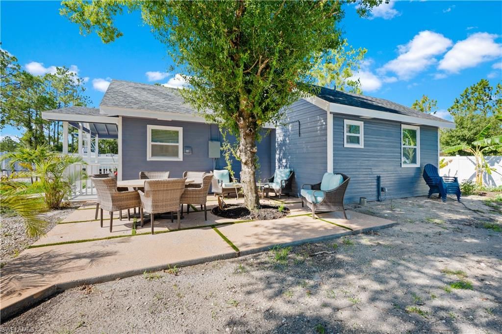 304 Bradley Ave, Lehigh Acres, FL 33974 Photo