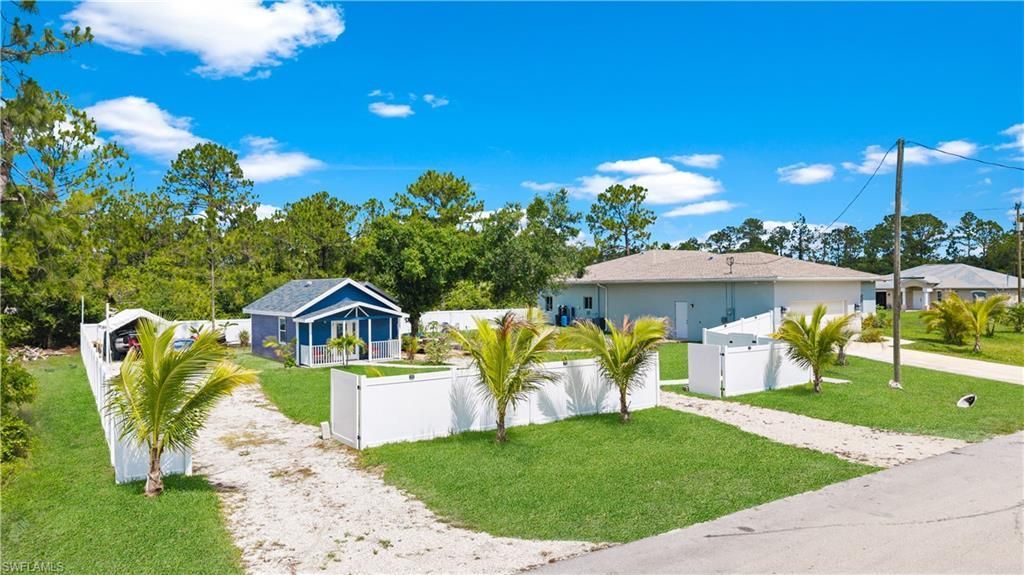 304 Bradley Ave, Lehigh Acres, FL 33974 Photo