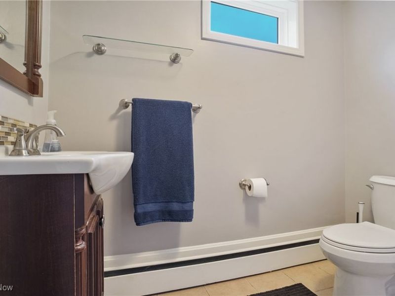 5433 Fleetwood Avenue NW, Canton, OH 44718 Photo 20