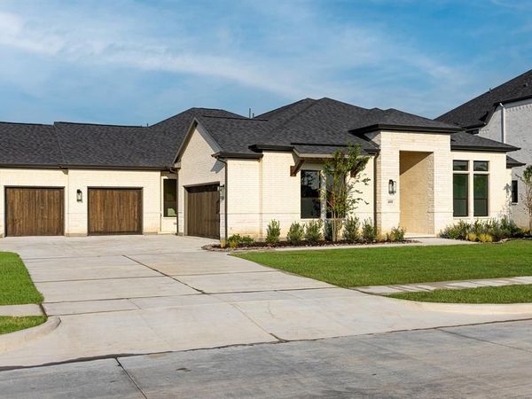 408 Double Eagle Court, Heath, TX 75032