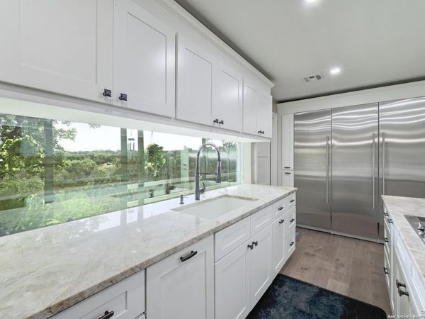 120 Buena Vista, Blanco, TX 78606