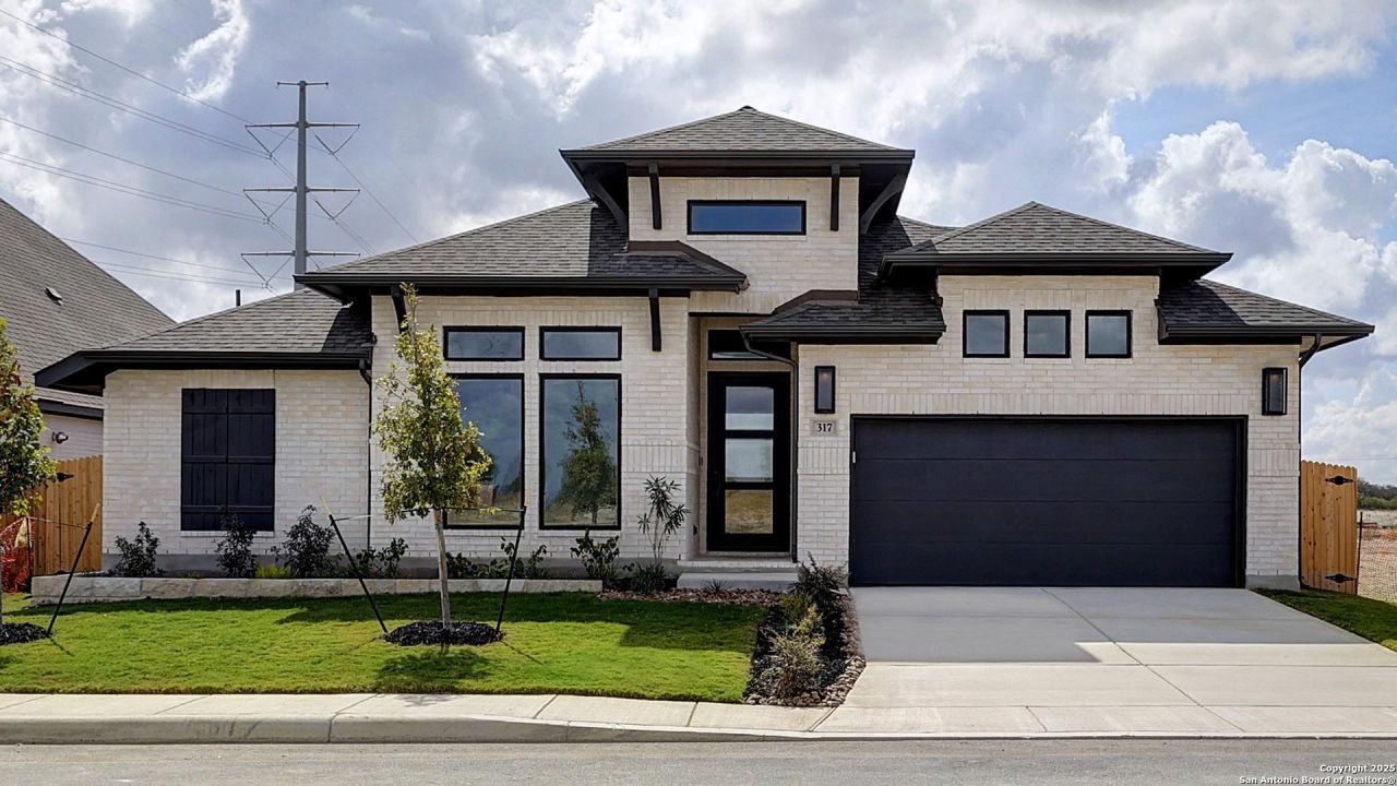 317 Haby Hill, San Antonio, TX 78253 Main Photo