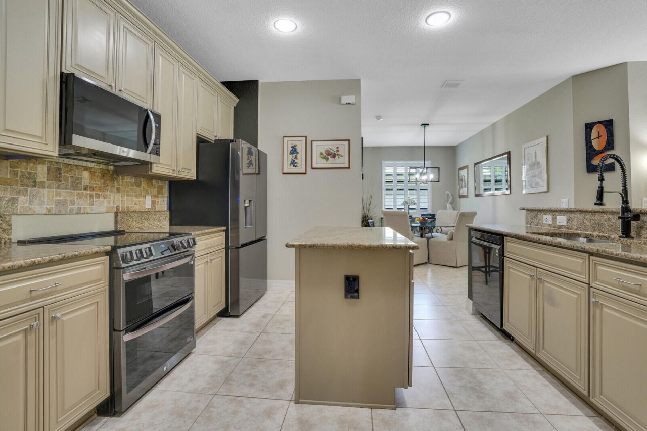 4884 SW Gossamer Circle, Palm City, FL 34990 Photo