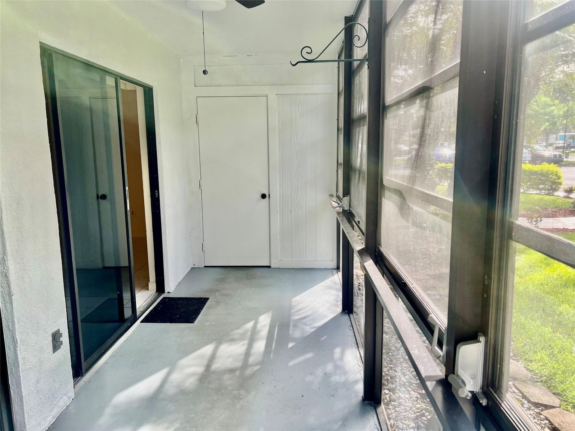 9384 S Belfort Circle, Unit 101, Tamarac, FL 33321 Photo