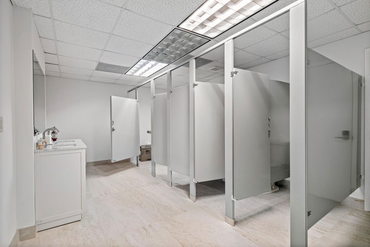 555 SW 12th Avenue, Pompano Beach, FL 33064 Photo