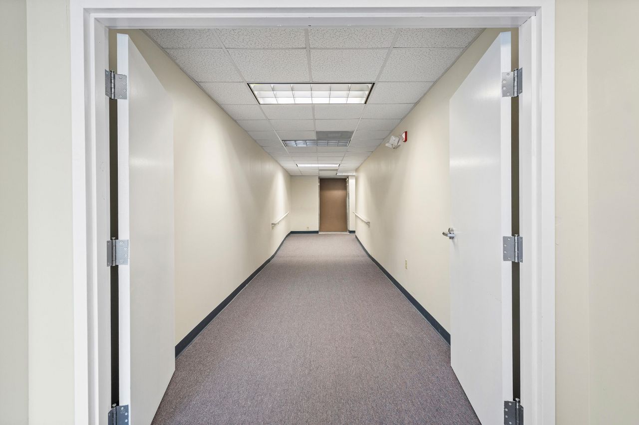 555 SW 12th Avenue, Pompano Beach, FL 33064 Photo