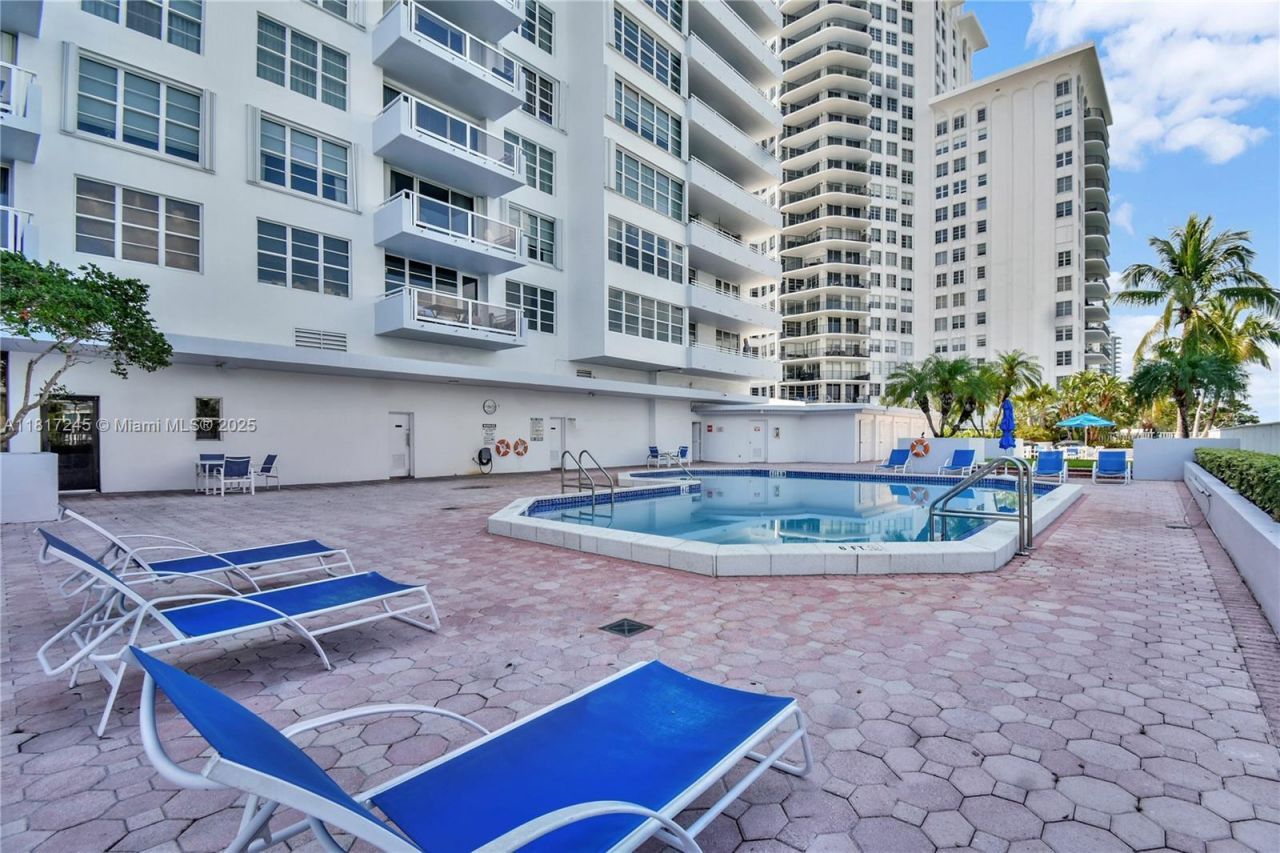 5700 Collins Ave, Unit 7A, Miami Beach, FL 33140 Photo