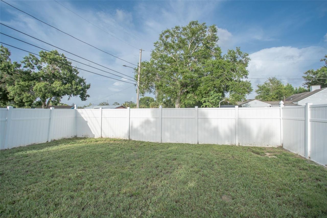 1001 57th Avenue N, Saint Petersburg, FL 33703 Photo