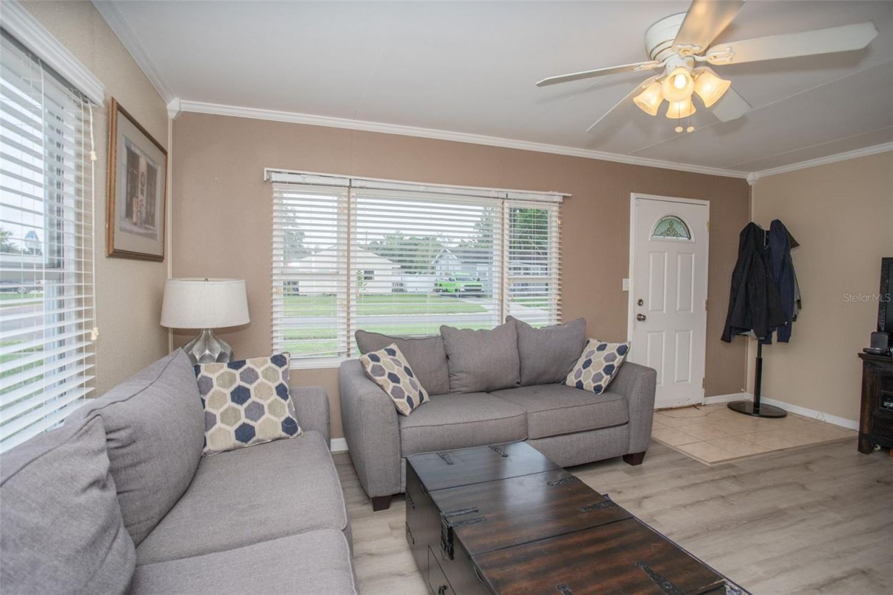 1001 57th Avenue N, Saint Petersburg, FL 33703 Photo