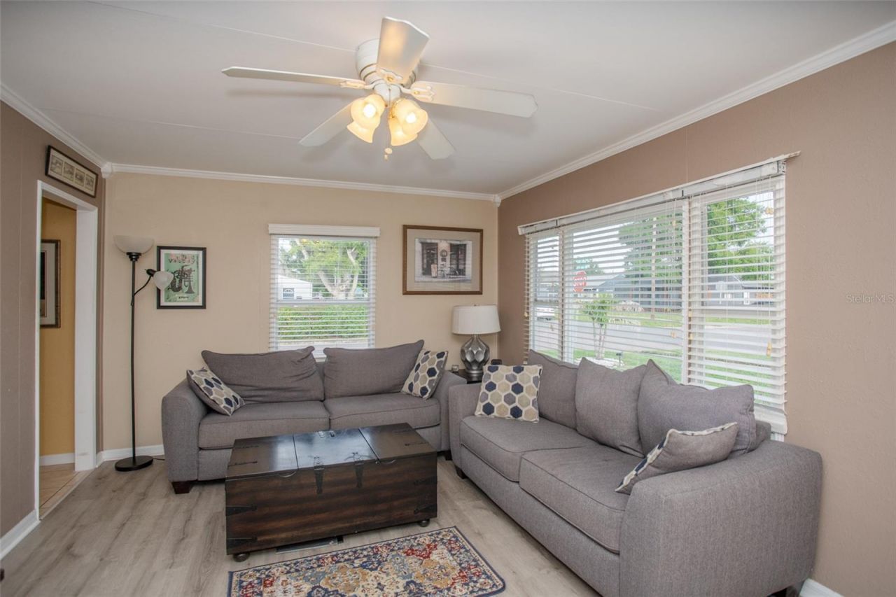 1001 57th Avenue N, Saint Petersburg, FL 33703 Photo