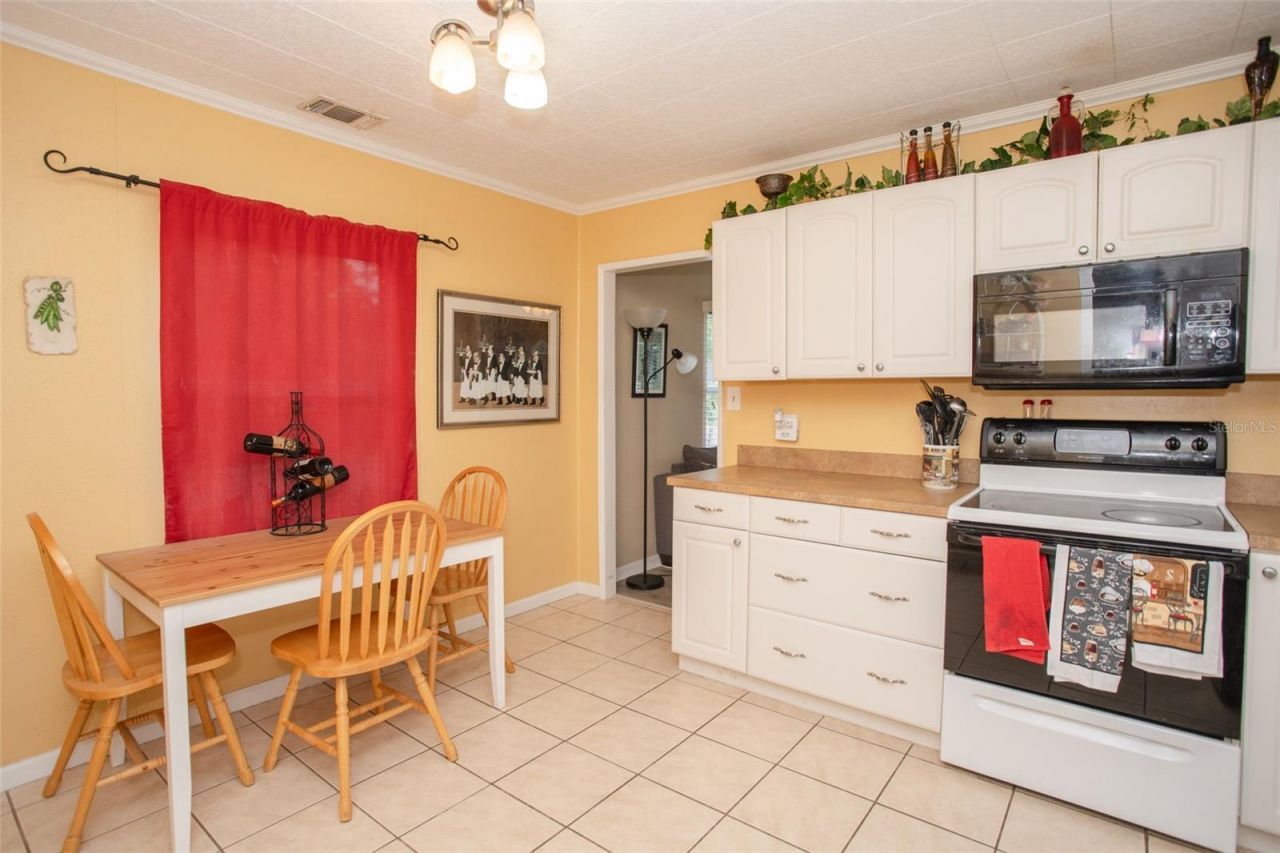 1001 57th Avenue N, Saint Petersburg, FL 33703 Photo