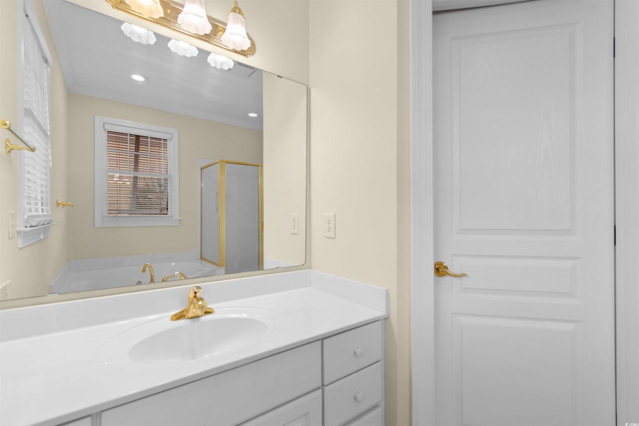 141 Cayman Loop Photo 17