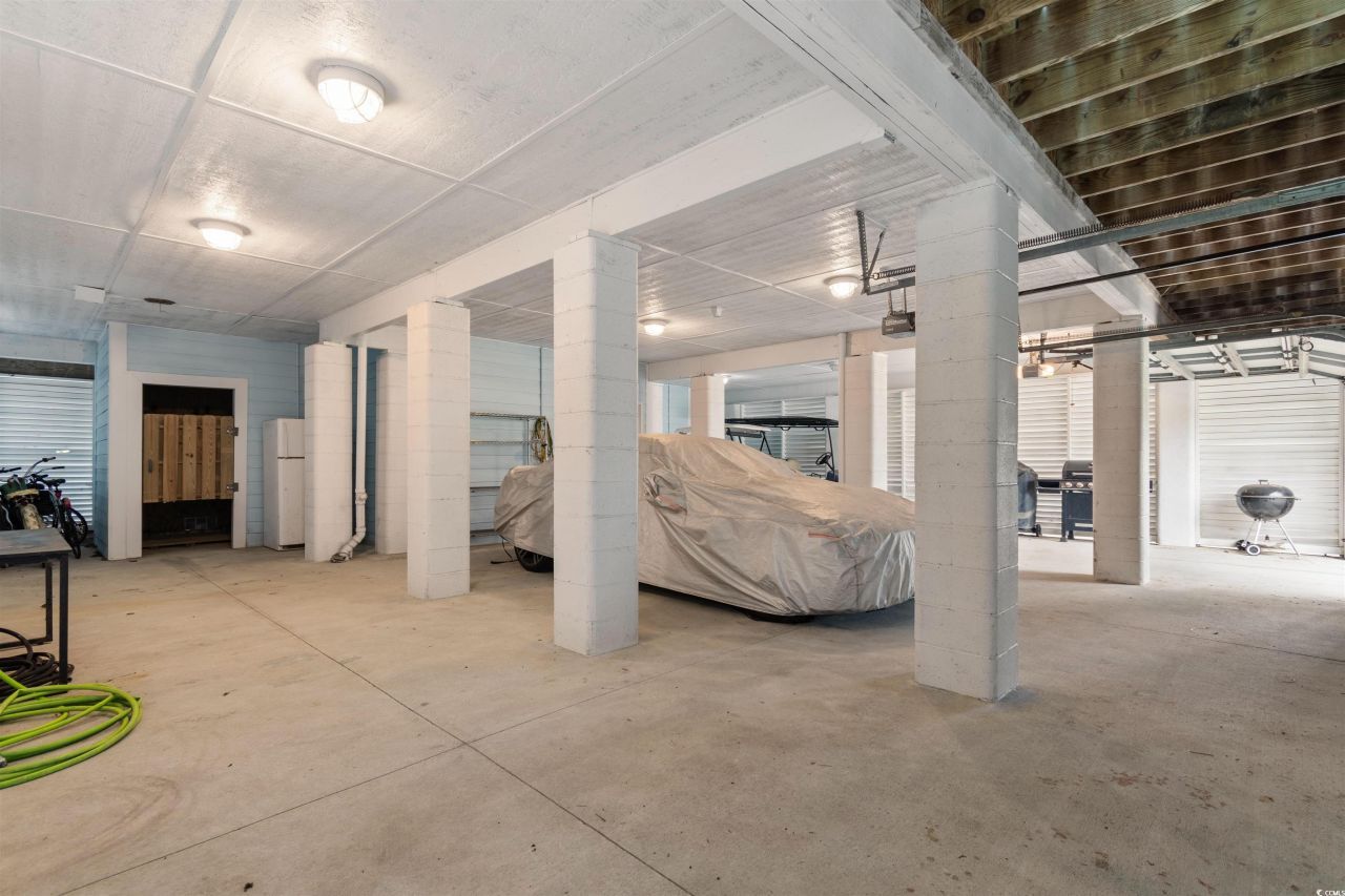 141 Cayman Loop Photo 35