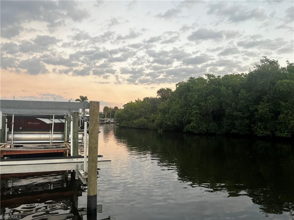 20511 Basin Dr, Estero, FL 33928 Photo