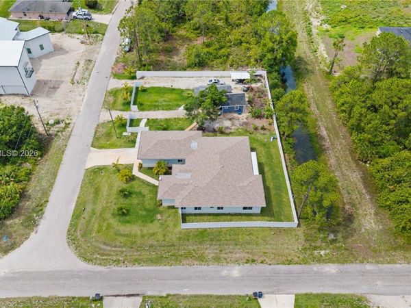 304 BRADLEY, FL 33974