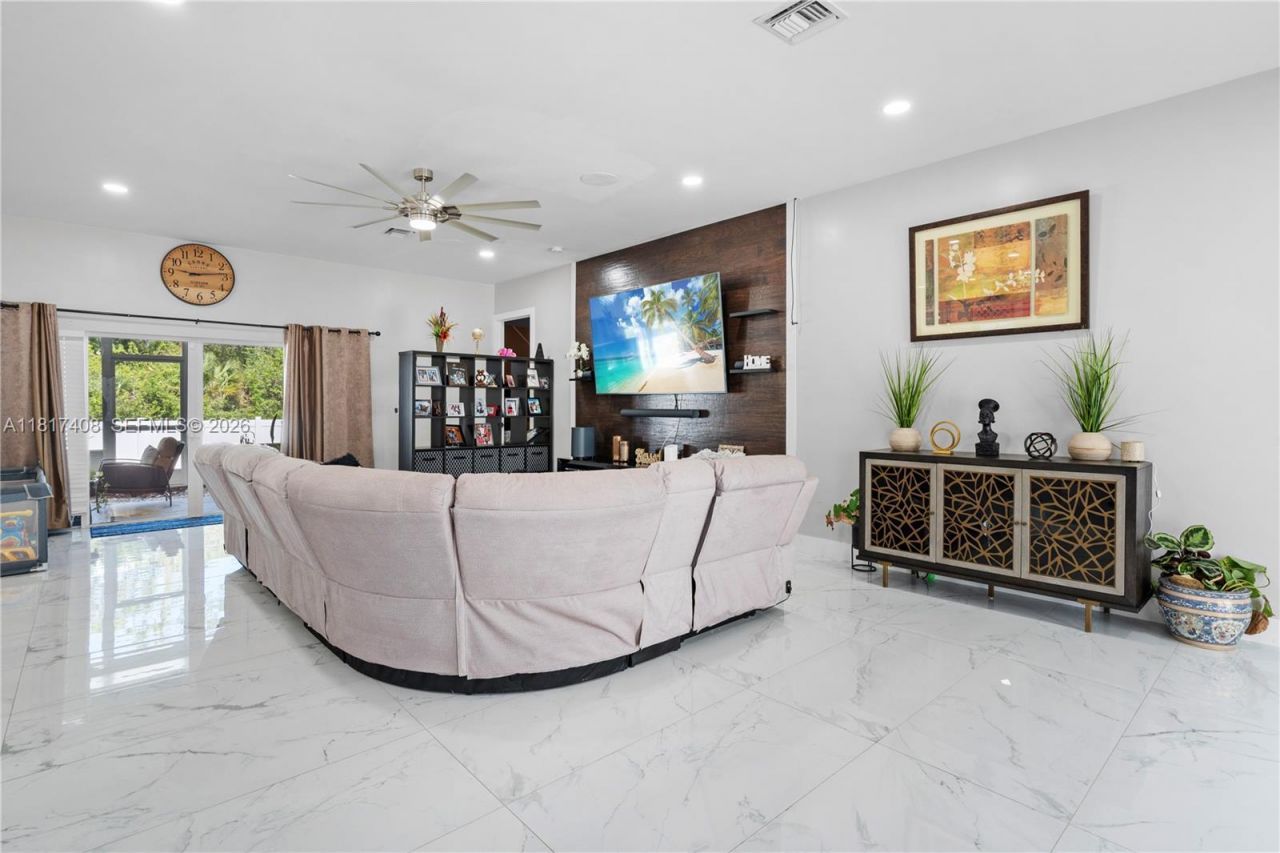 304 Bradley, , FL 33974 Photo