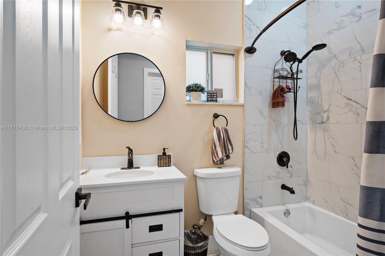 304 Bradley, , FL 33974 Photo