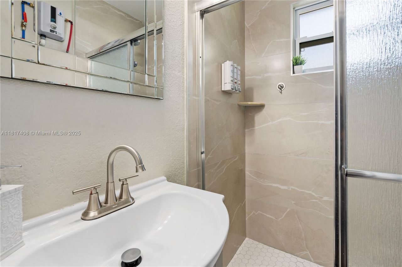 304 Bradley, , FL 33974 Photo