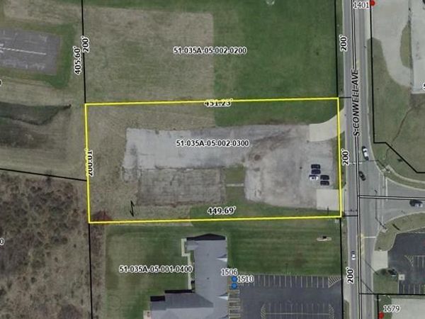 1424 Conwell Ave, Willard, OH 44890