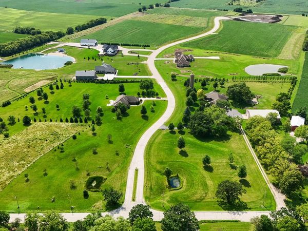 1459 Waukesha Rd, Raymond, WI 53108