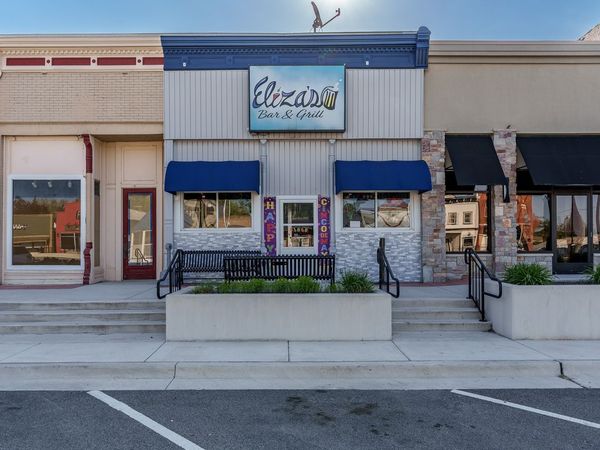 415 N Center St, Durand, IL 61024