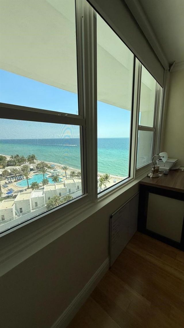 3505 S Ocean Dr, Unit 1010, Hollywood, FL 33019 Photo