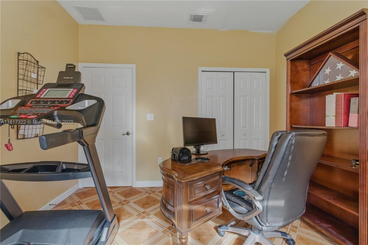 12251 SW 122nd Path, Miami, FL 33186 Photo