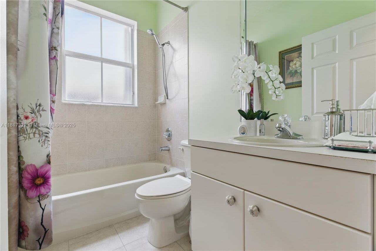 12251 SW 122nd Path, Miami, FL 33186 Photo