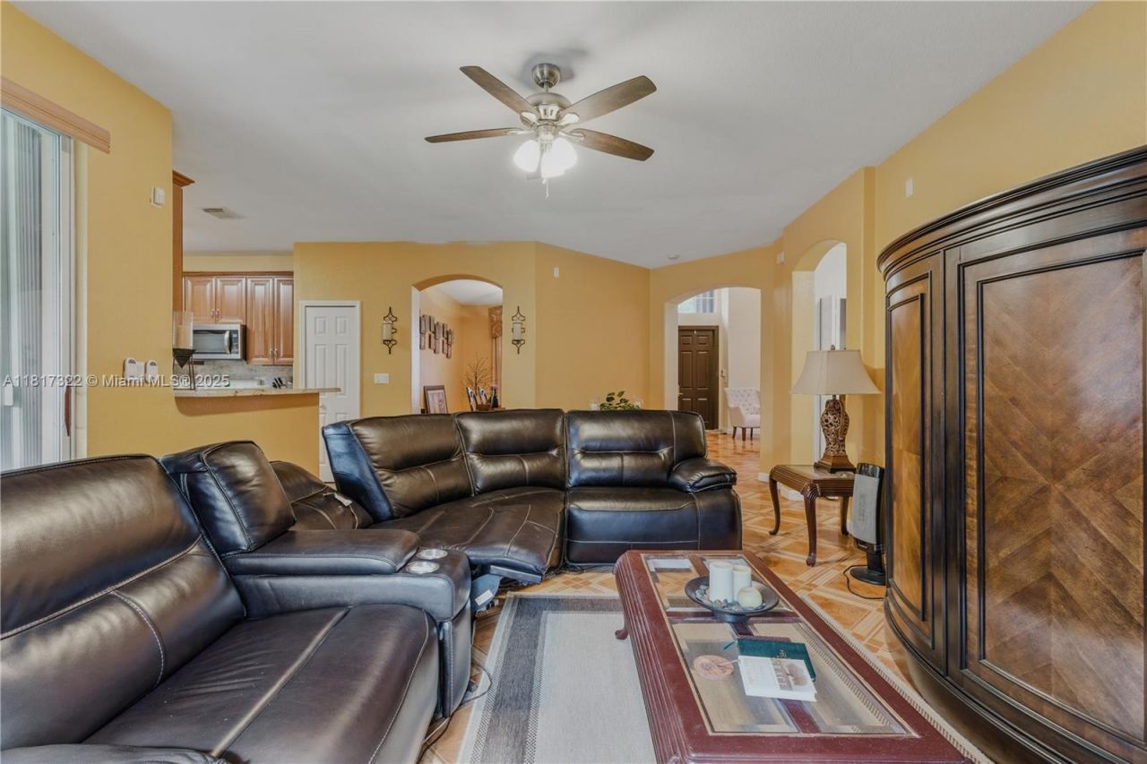 12251 SW 122nd Path, Miami, FL 33186 Photo