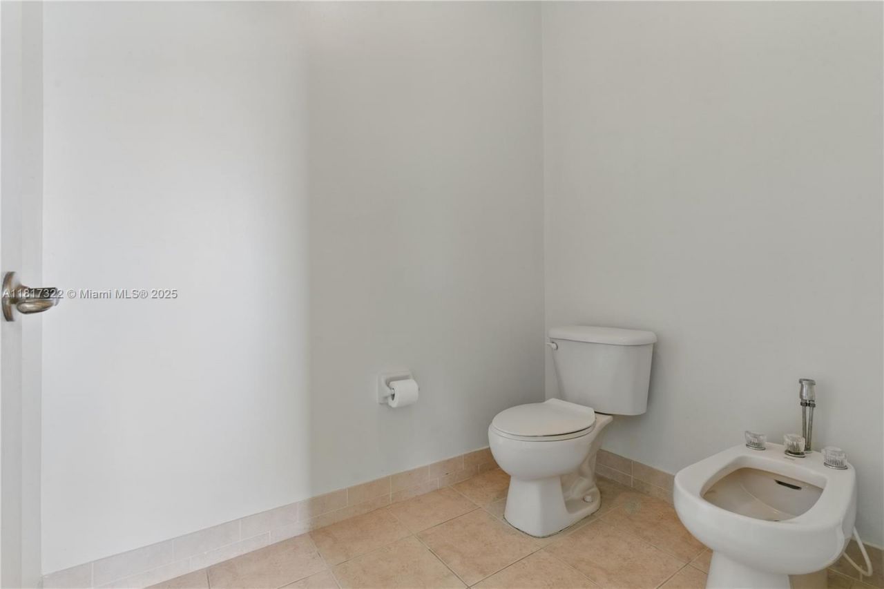 12251 SW 122nd Path, Miami, FL 33186 Photo