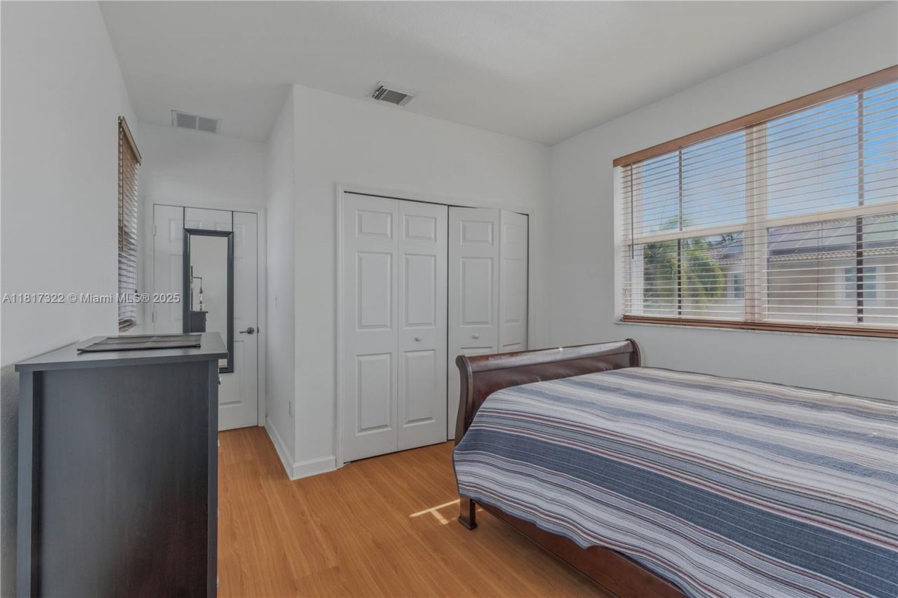 12251 SW 122nd Path, Miami, FL 33186 Photo