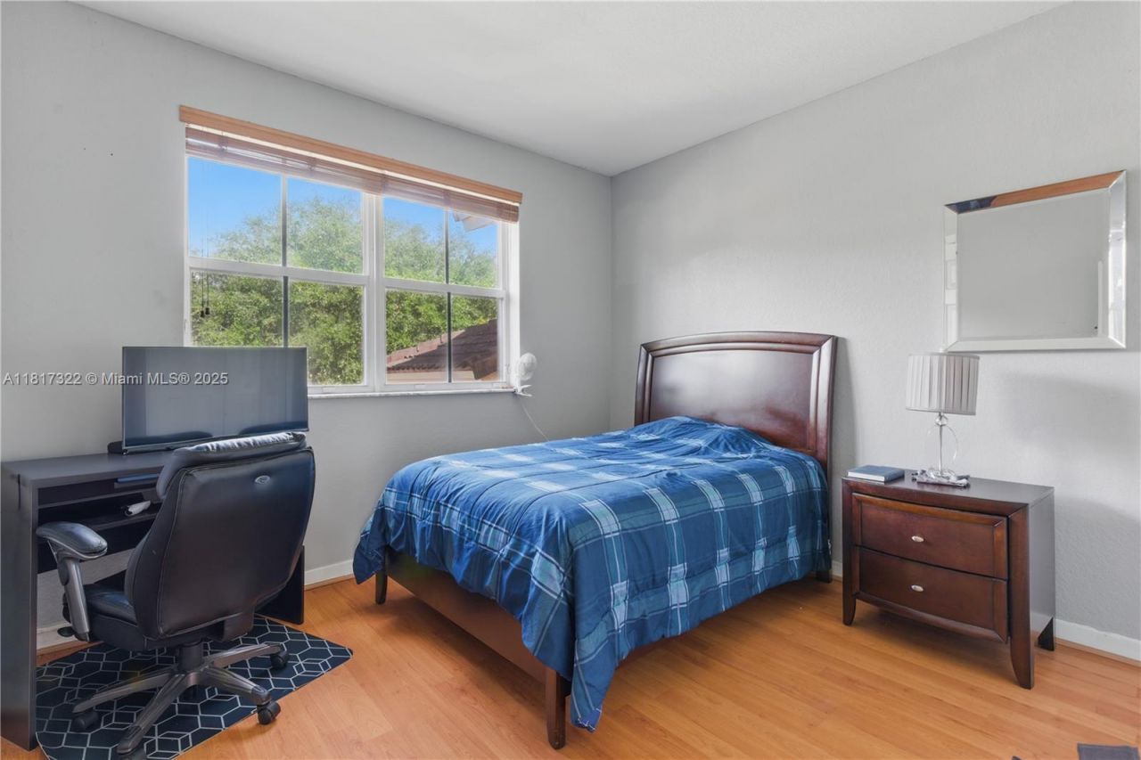 12251 SW 122nd Path, Miami, FL 33186 Photo