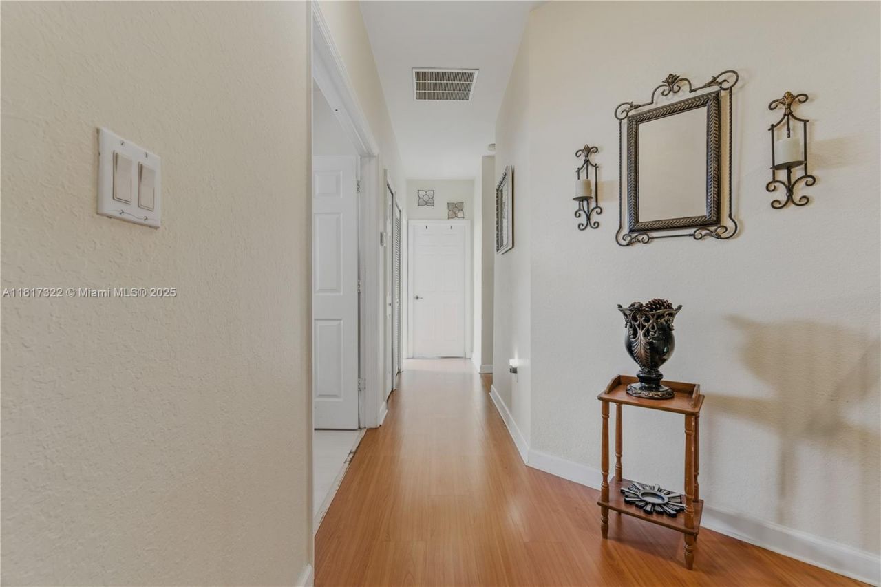 12251 SW 122nd Path, Miami, FL 33186 Photo