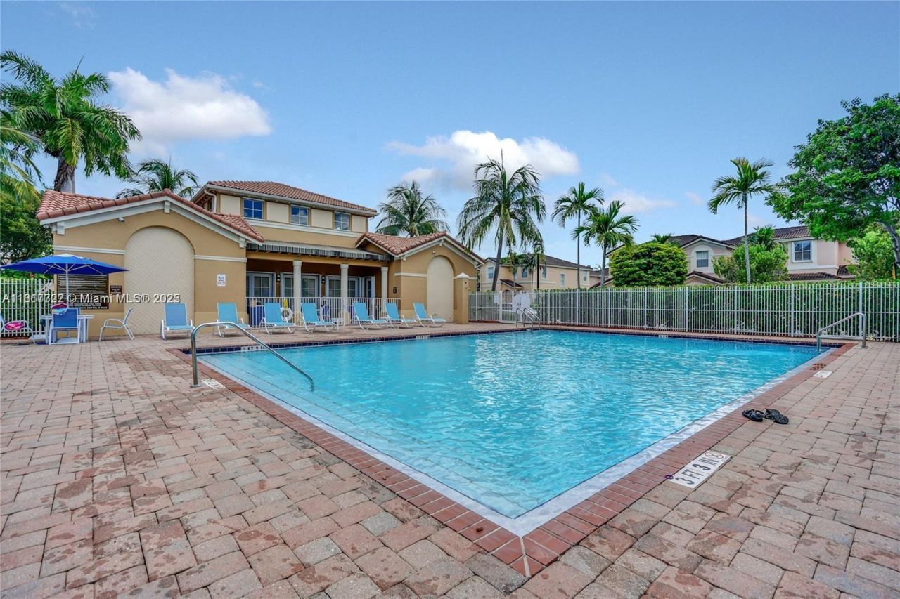 12251 SW 122nd Path, Miami, FL 33186 Photo