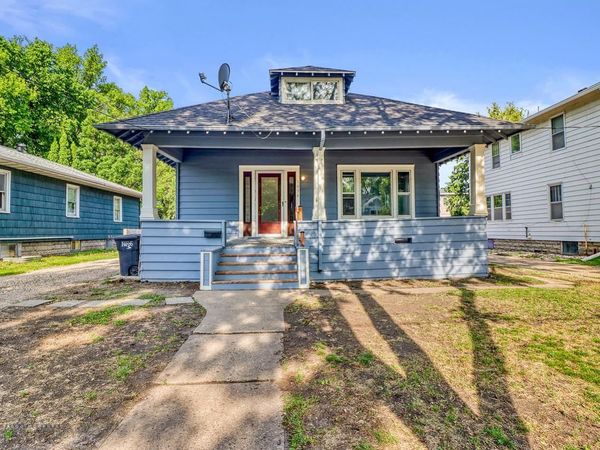 1036 12th Street N, Fargo, ND 58102